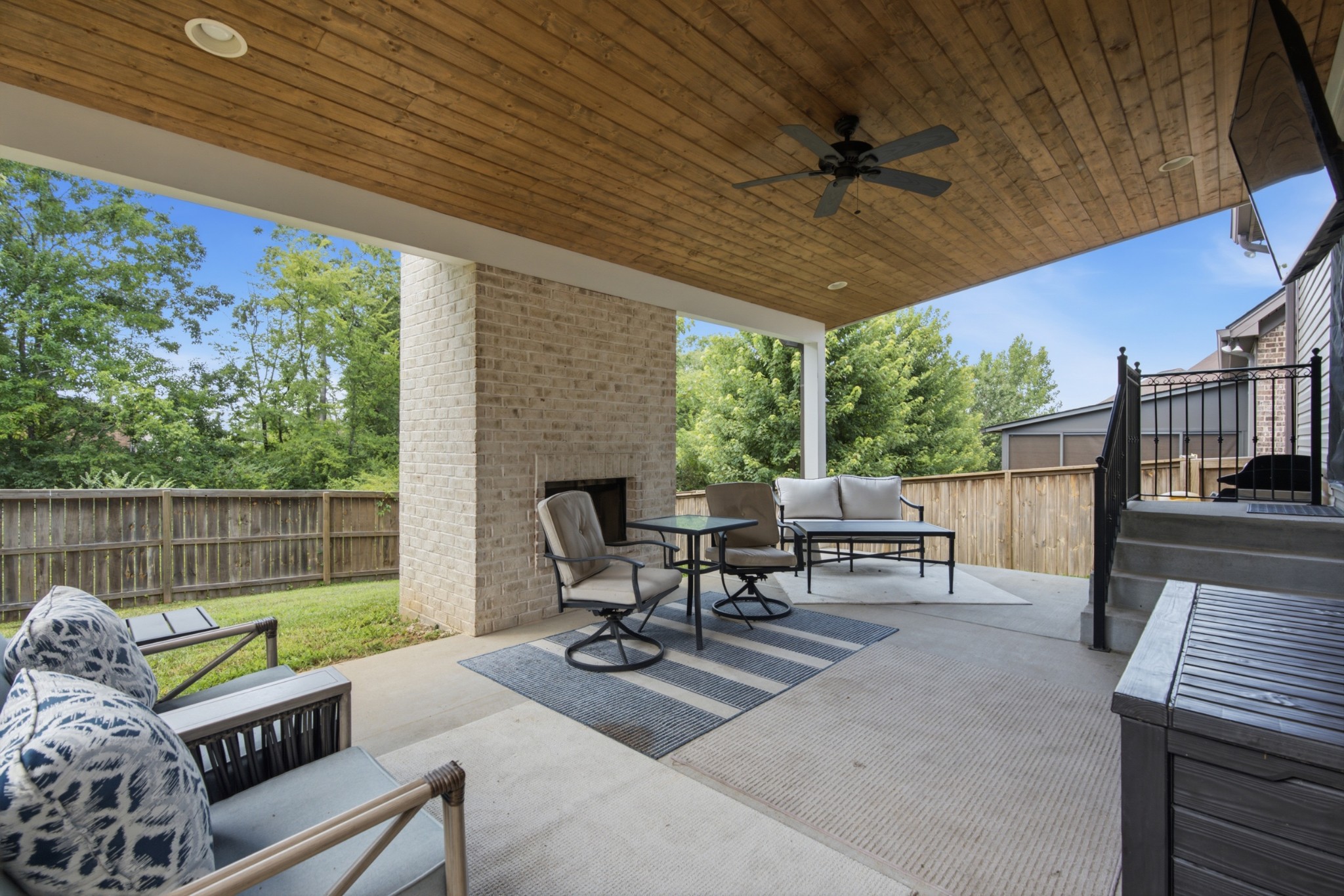 844 Bloomdale Trce
