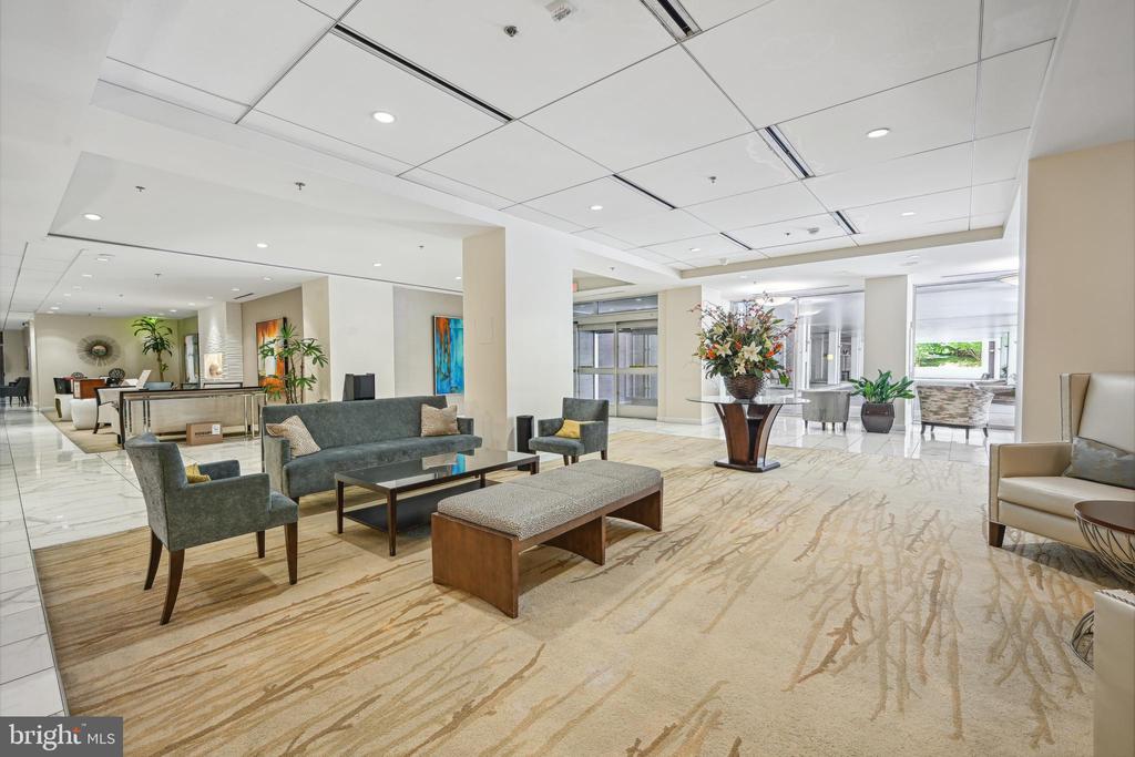5101 River Rd #409