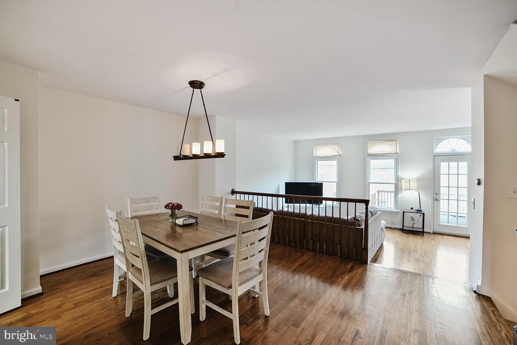 15306 Georgian Square Ct