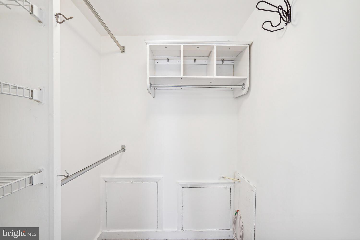 2807 ARLINGTON BLVD #143