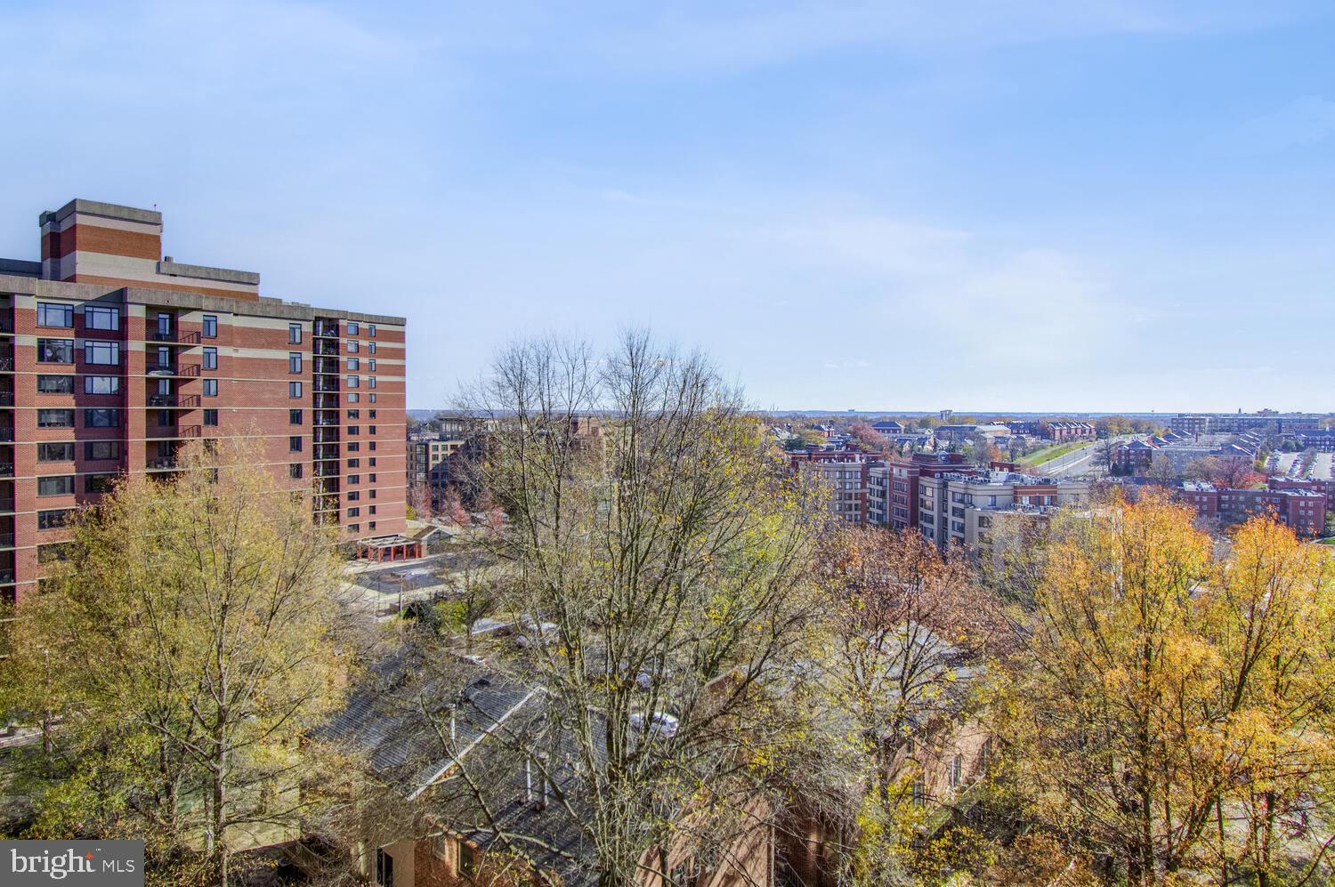 1276 N WAYNE ST #923
