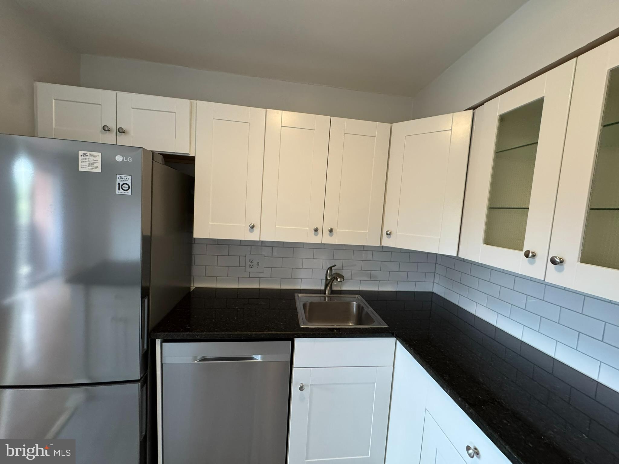 1509 S GEORGE MASON DR #22