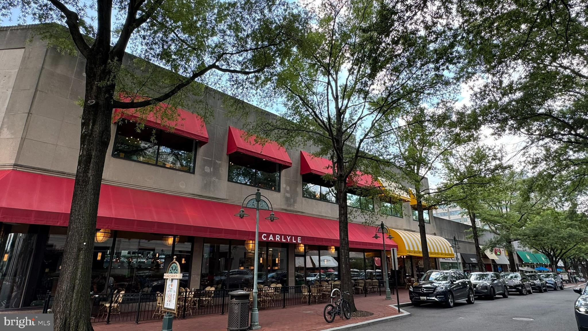 1509 S GEORGE MASON DR #22