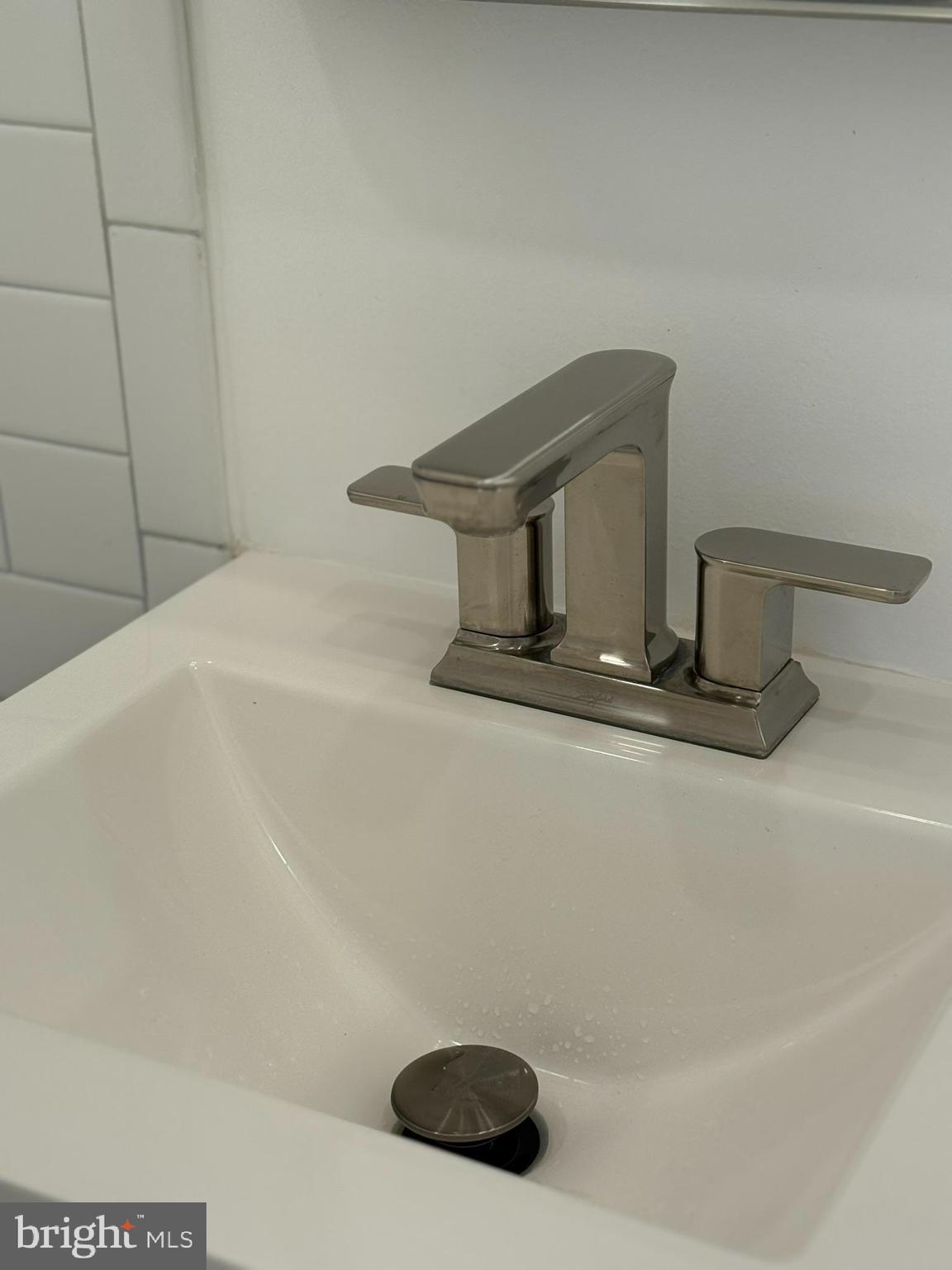 1509 S GEORGE MASON DR #22