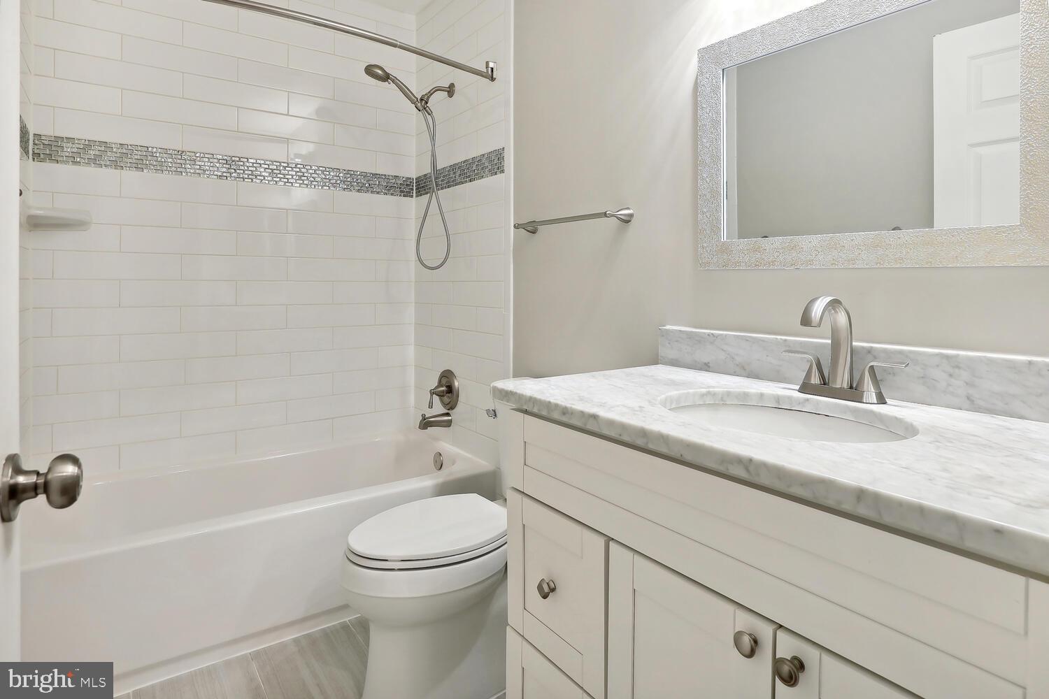 2292 IDYLWOOD STATION LN