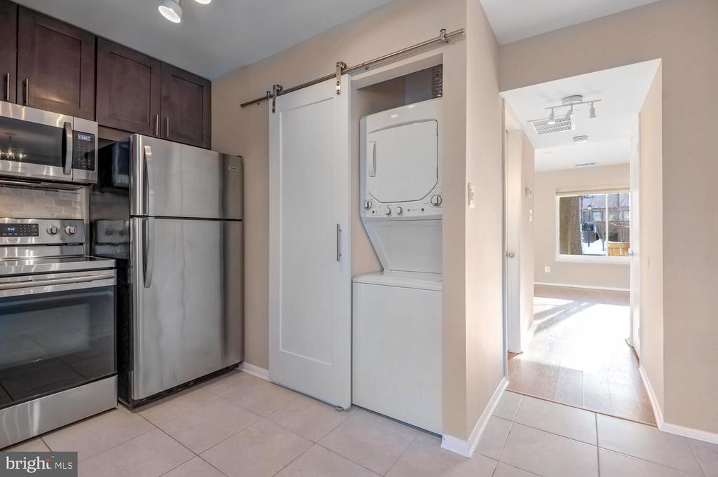 1637 Westwind Way #187