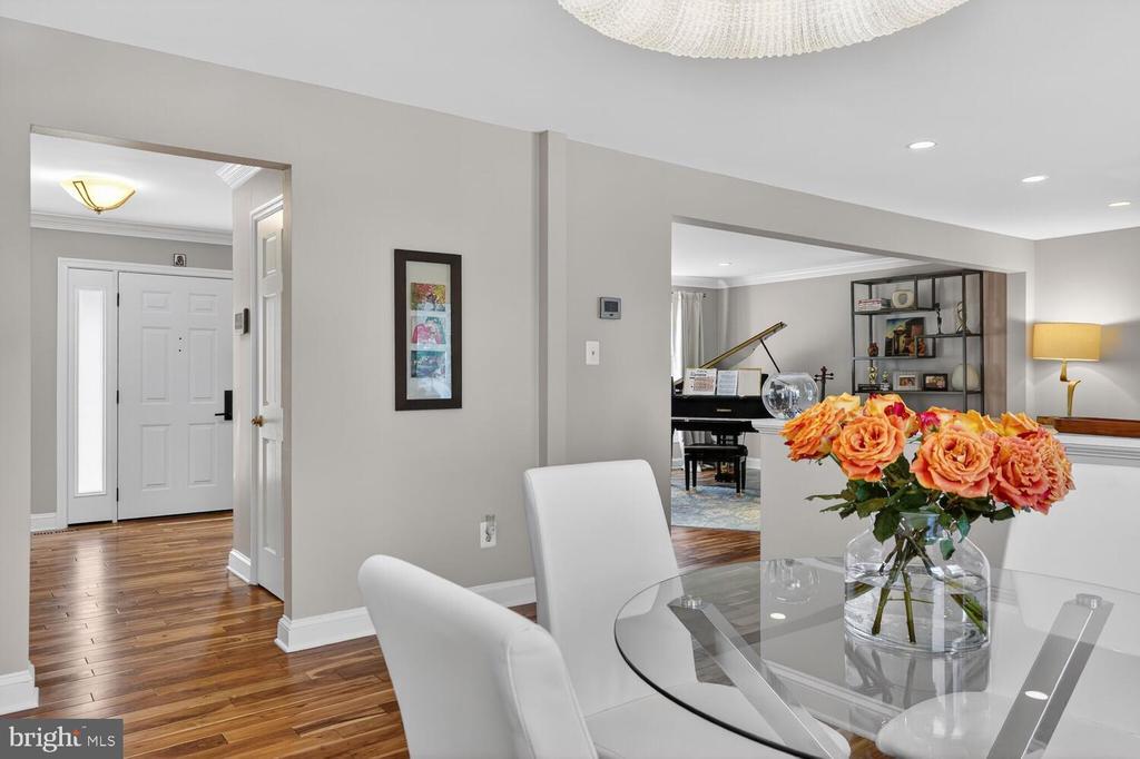 2208 HALTER LANE