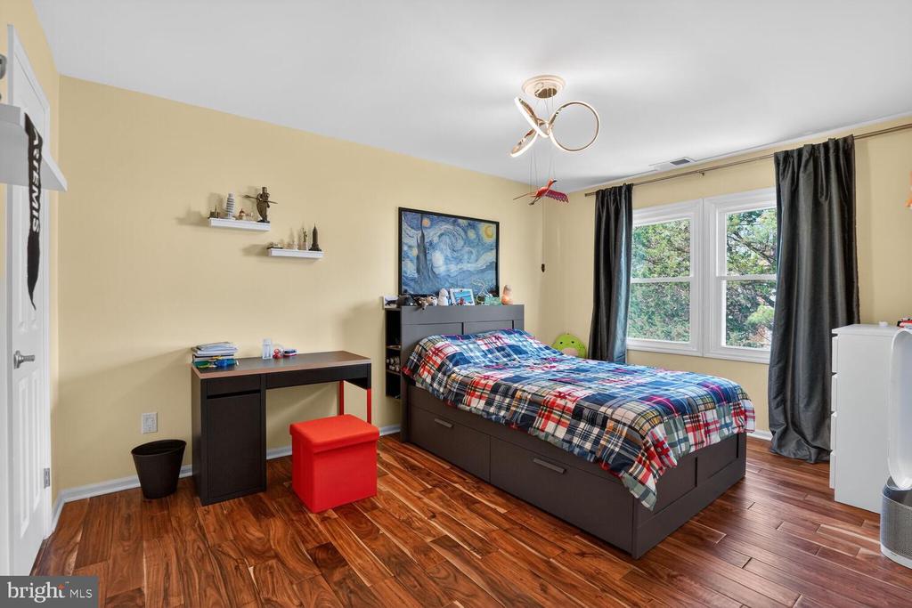 2208 HALTER LANE