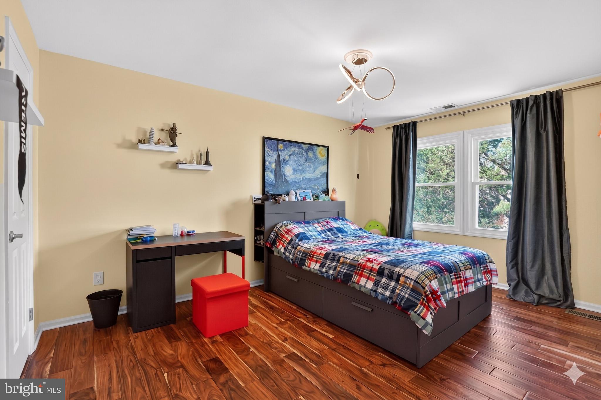 2208 HALTER LANE