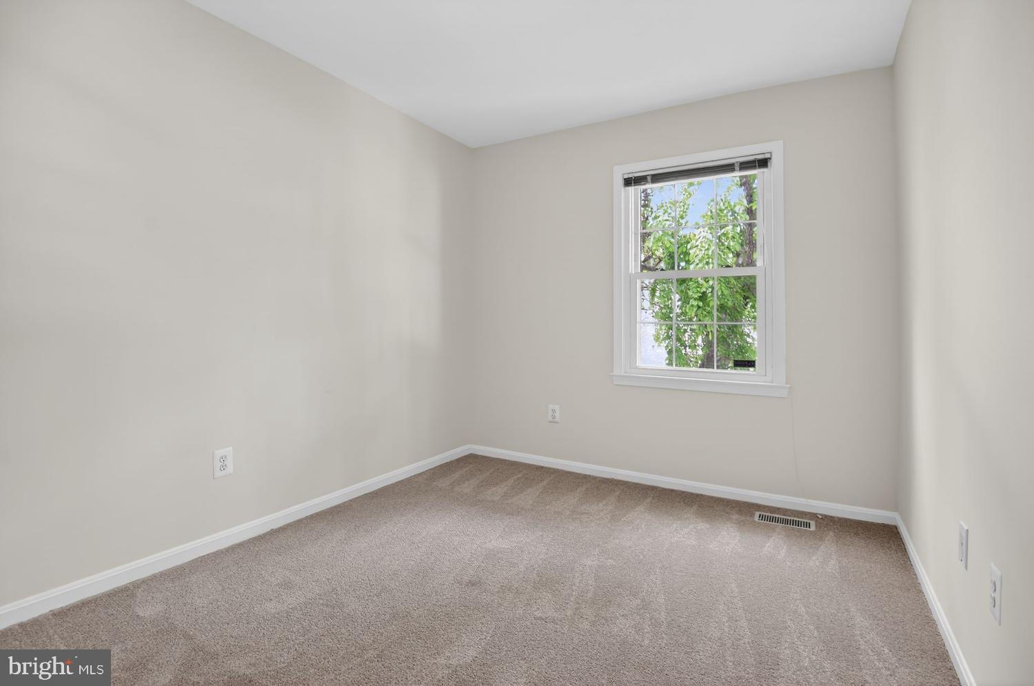 6358 FENESTRA COURT