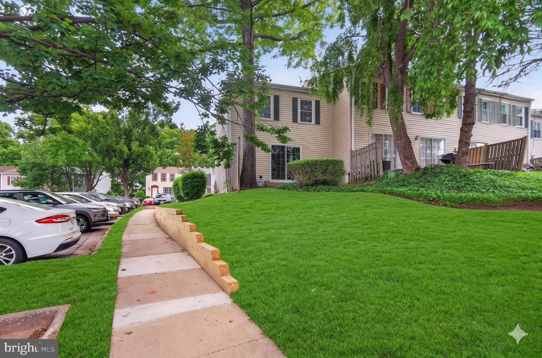 6358 FENESTRA COURT