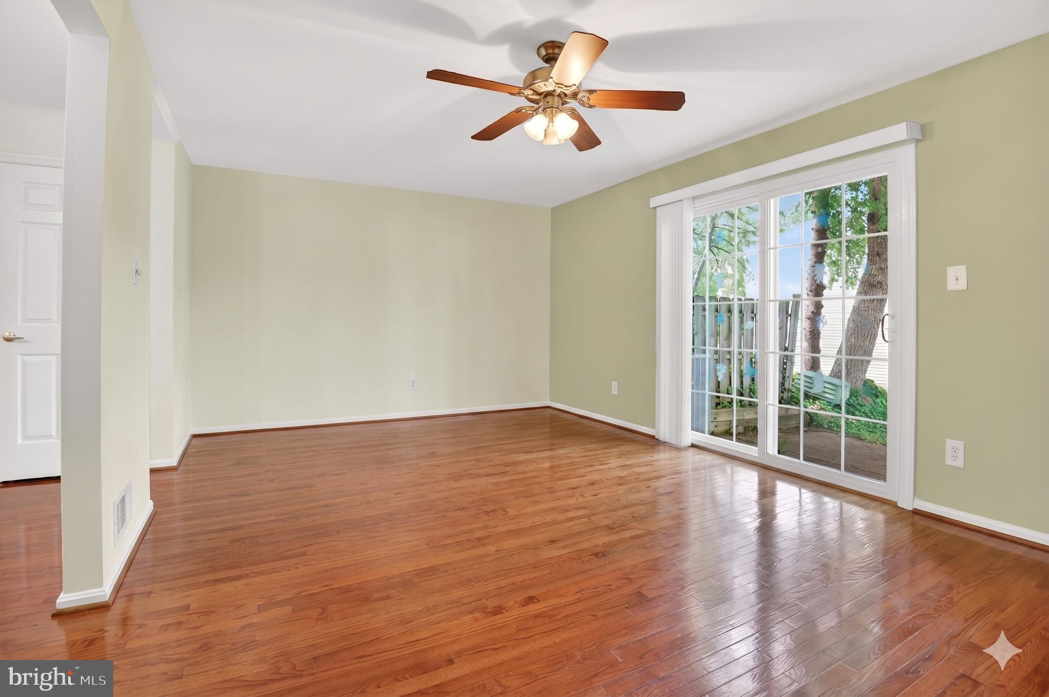 6358 FENESTRA COURT
