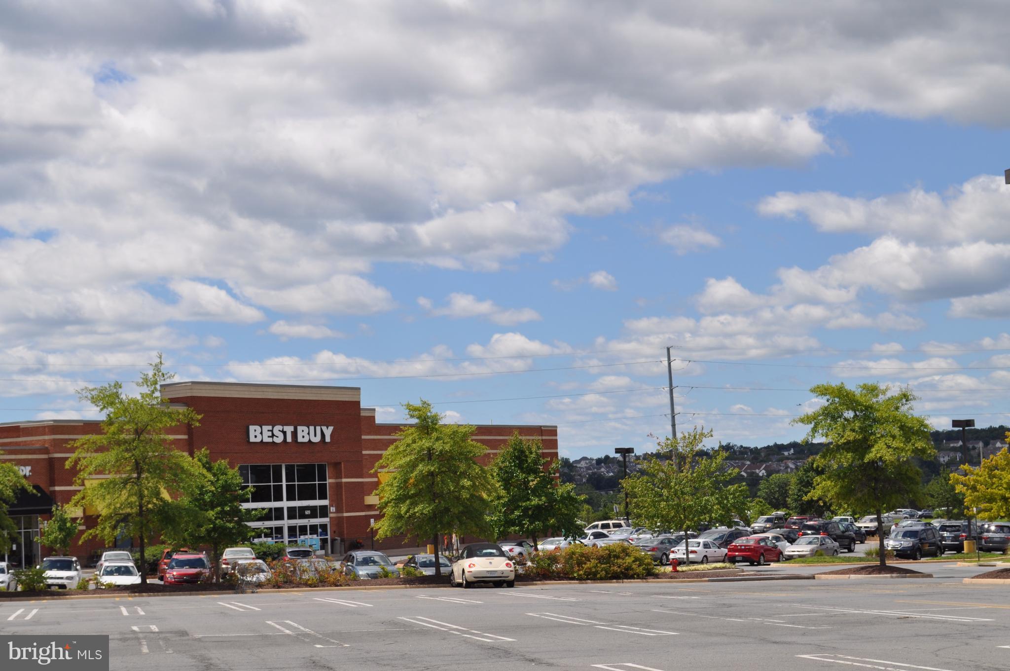 505 EDMONTON TERRACE NE