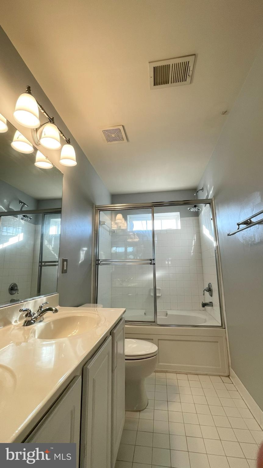 505 EDMONTON TERRACE NE