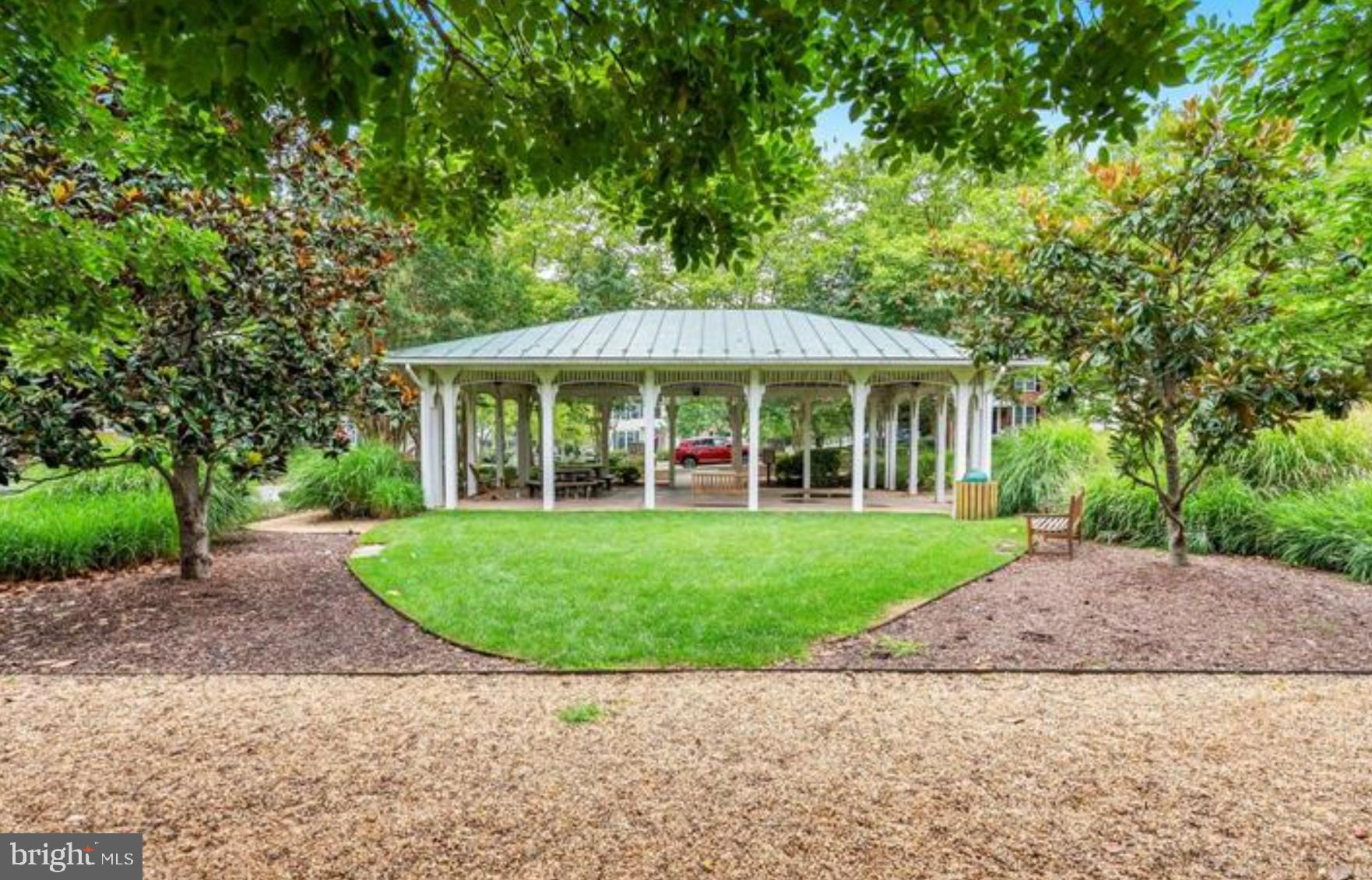 20230 Macglashan Ter #2107