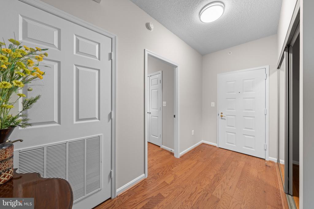 19355 CYPRESS RIDGE TERRACE Unit: 307