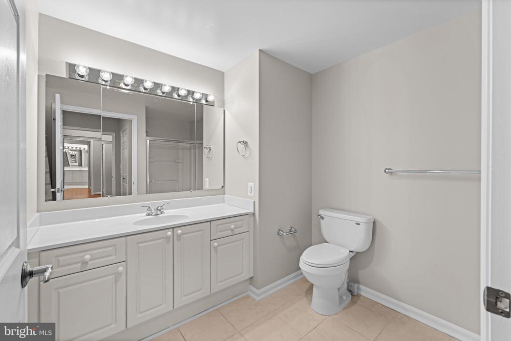 19355 CYPRESS RIDGE TERRACE Unit: 307