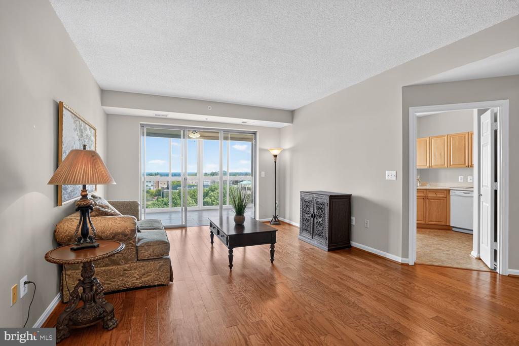 19355 CYPRESS RIDGE TERRACE Unit: 307