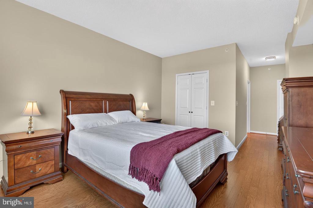 19355 CYPRESS RIDGE TERRACE Unit: 307