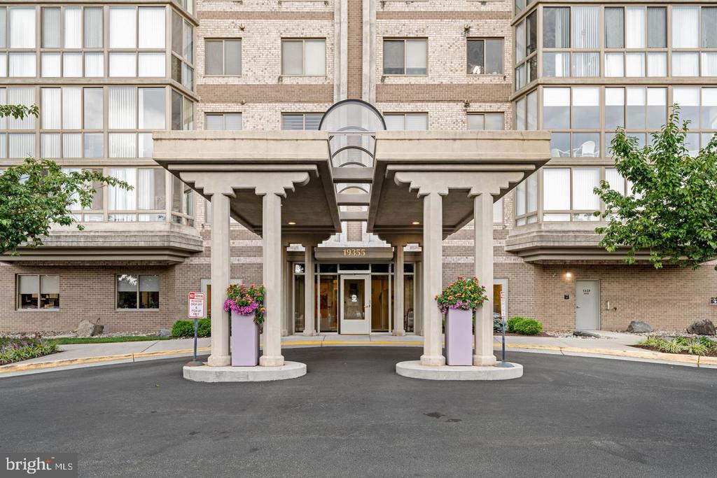 19355 CYPRESS RIDGE TERRACE Unit: 307