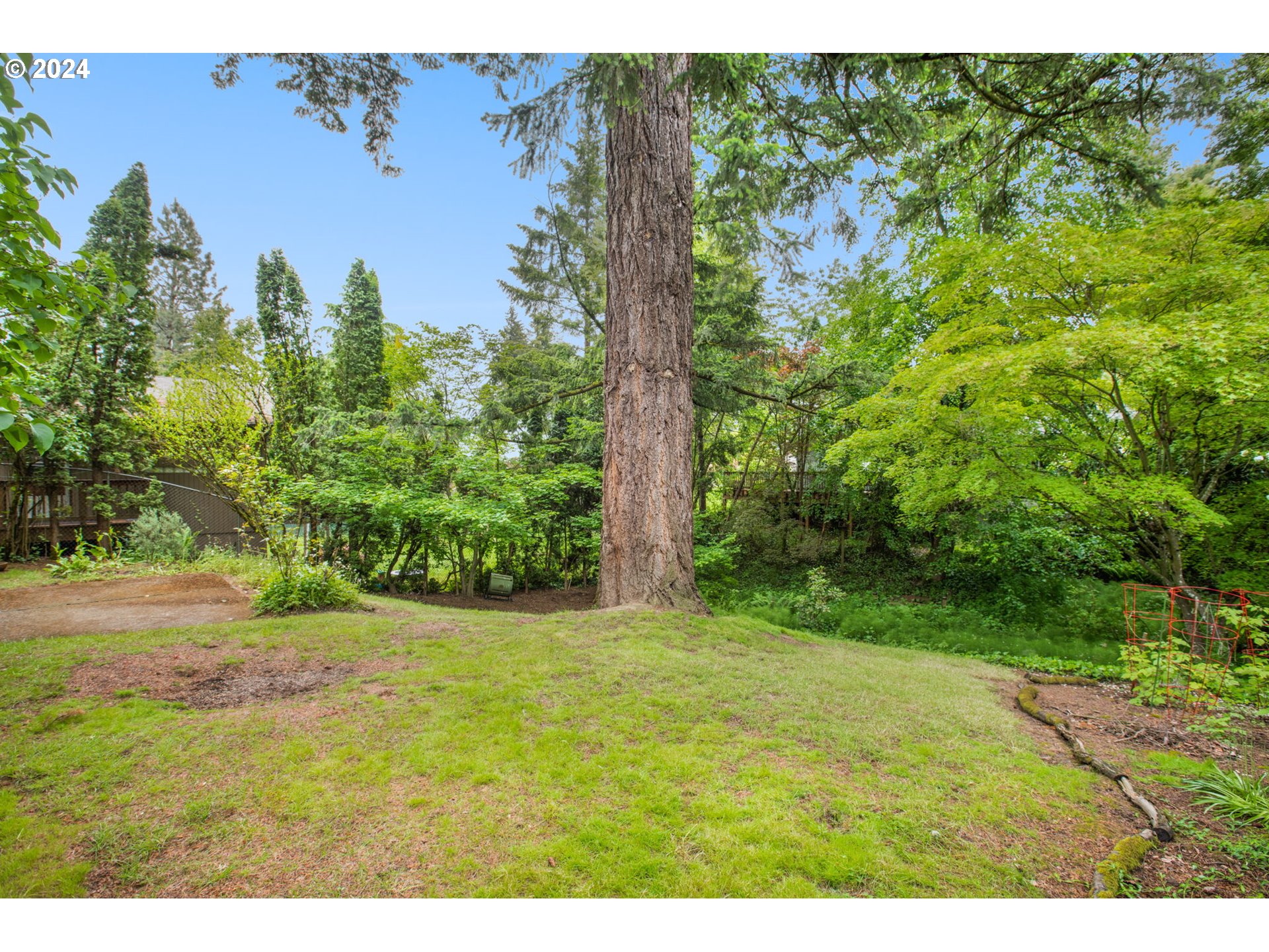 7298 SW CAPITOL HILL RD