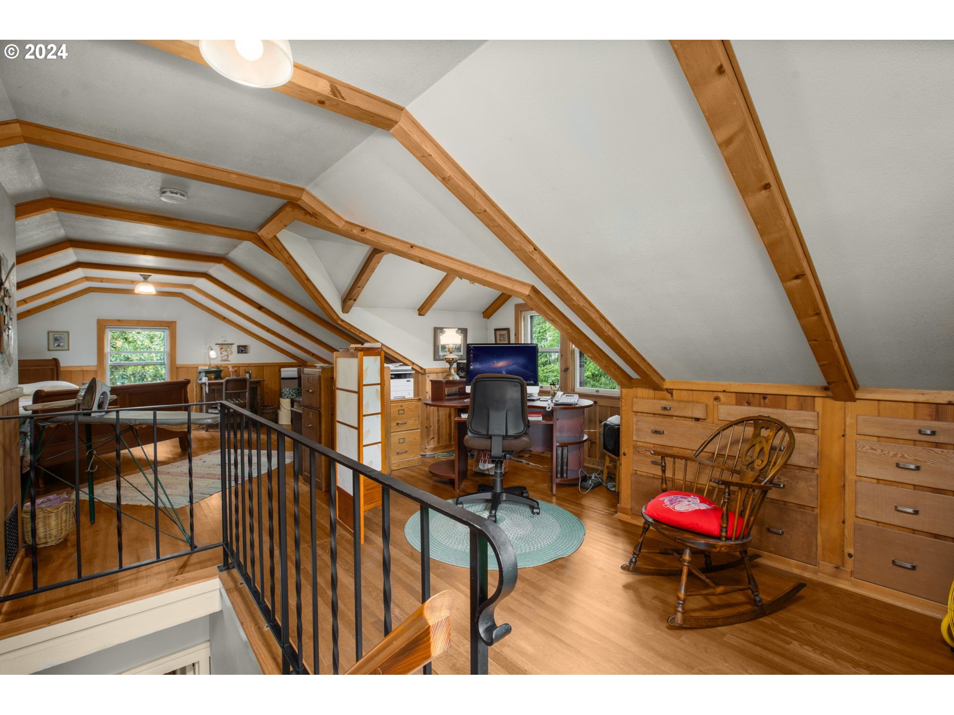 7298 SW CAPITOL HILL RD