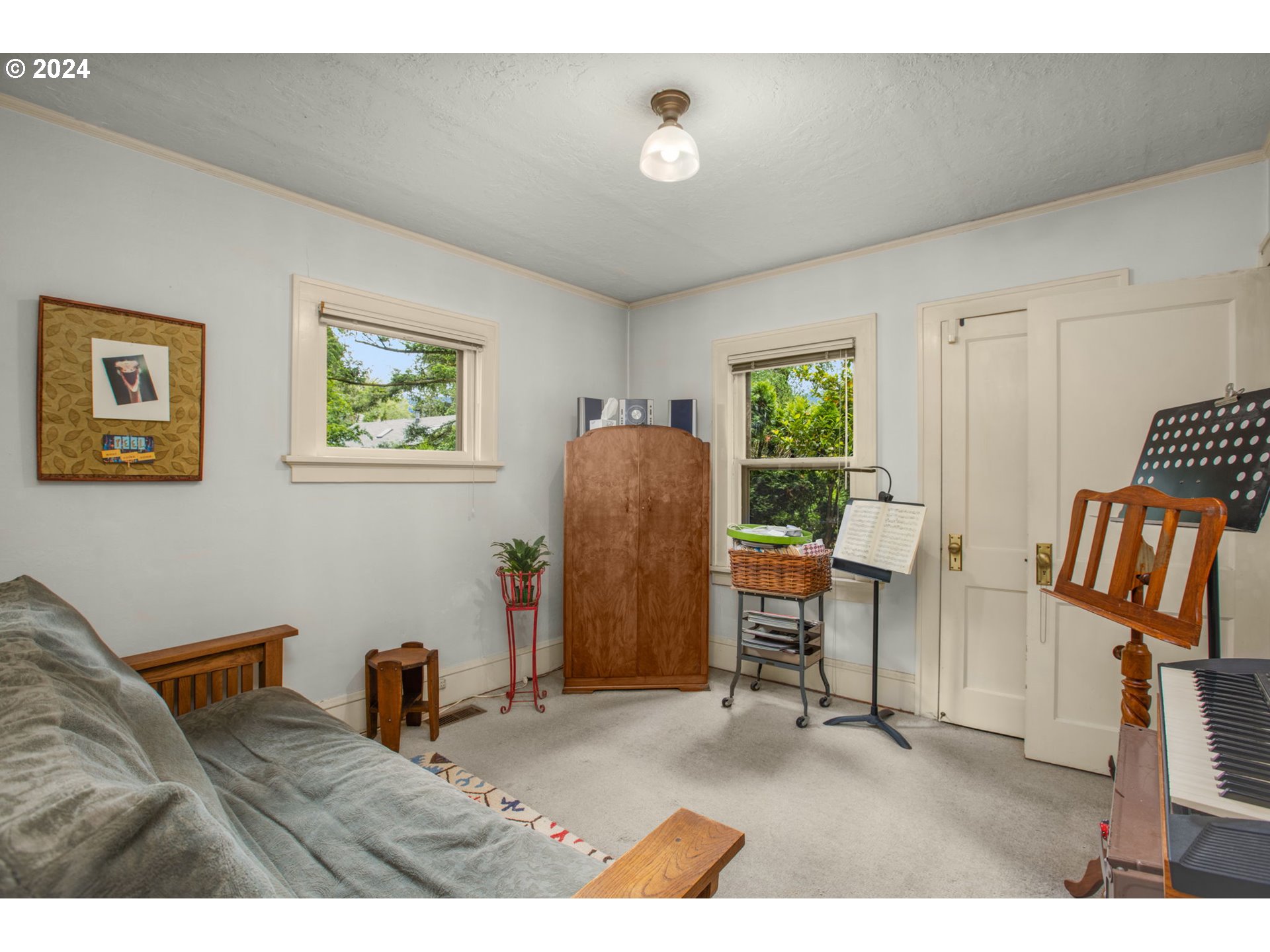 7298 SW CAPITOL HILL RD