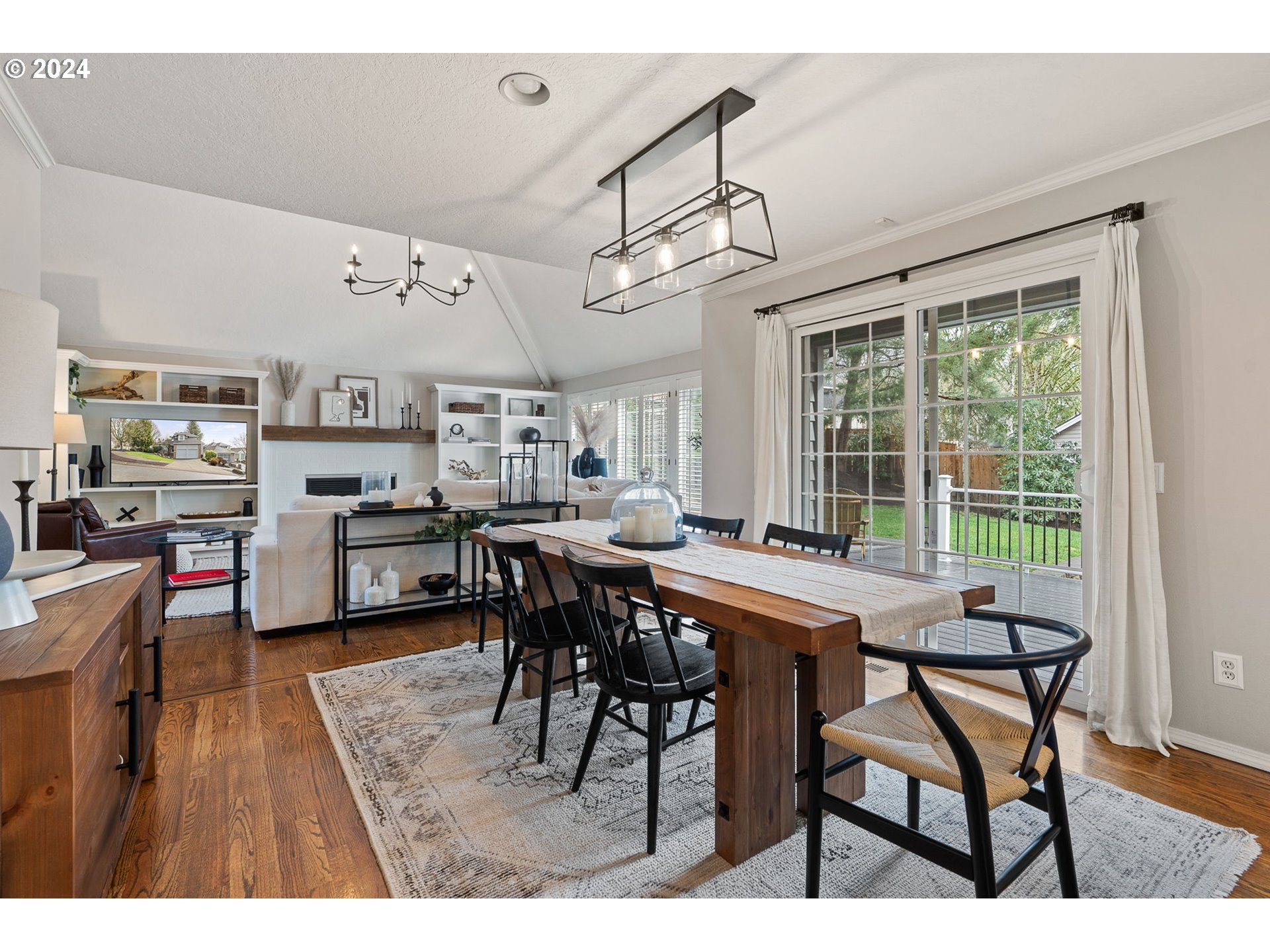 13819 PROVINCIAL HILL DR