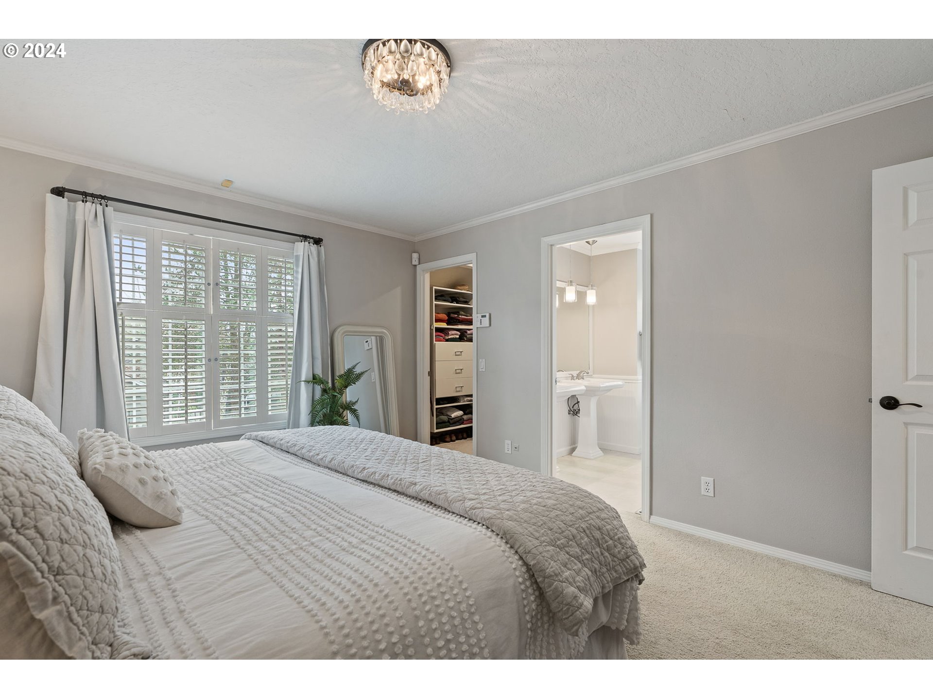 13819 PROVINCIAL HILL DR