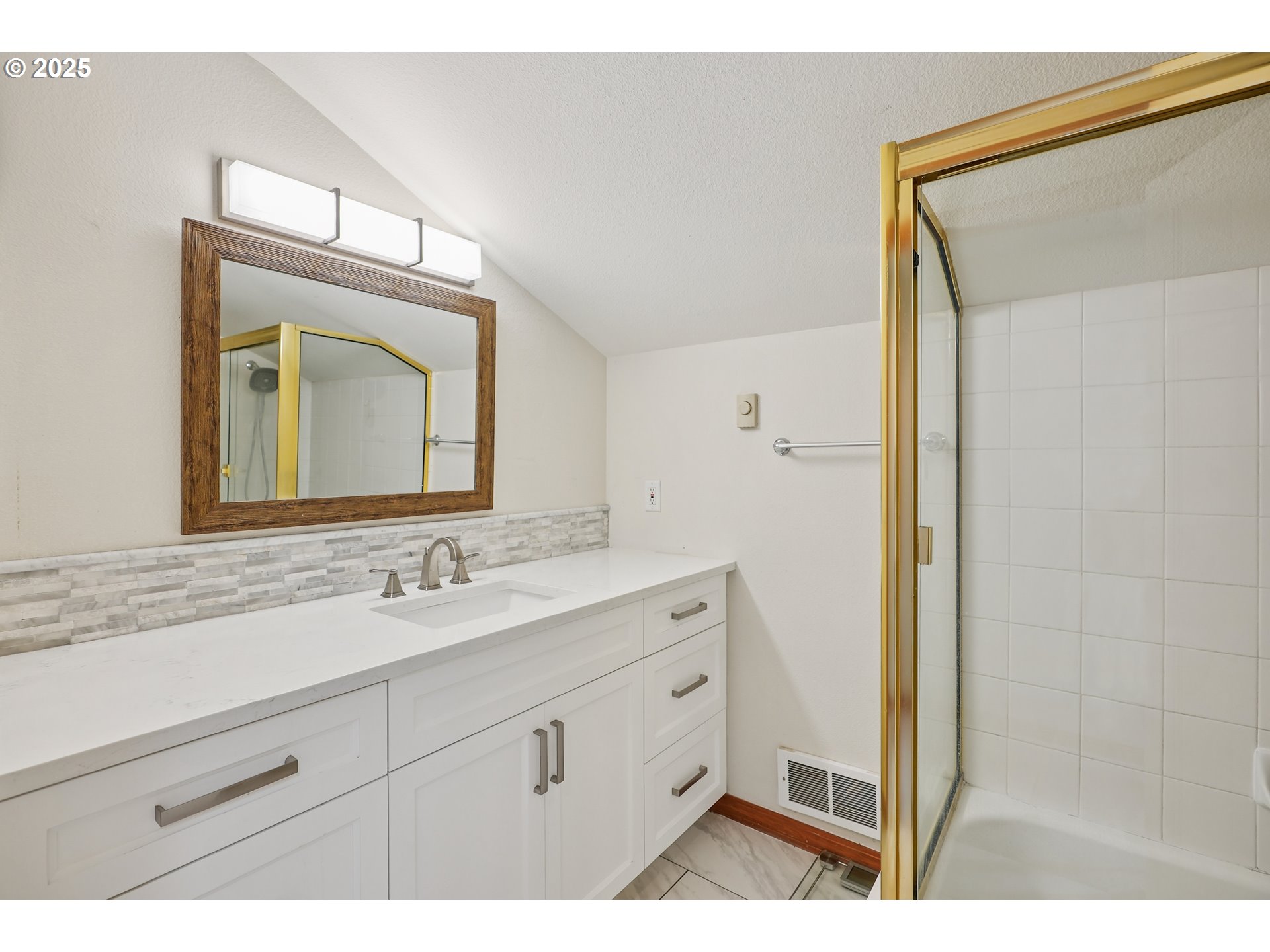 8895 SW BOHMANN PKWY