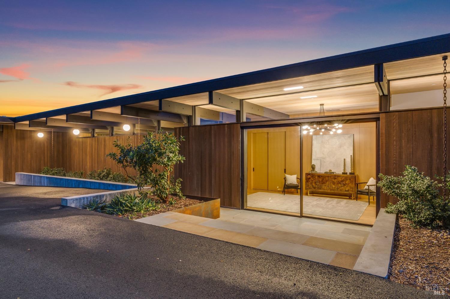 2979 Wood Valley Road