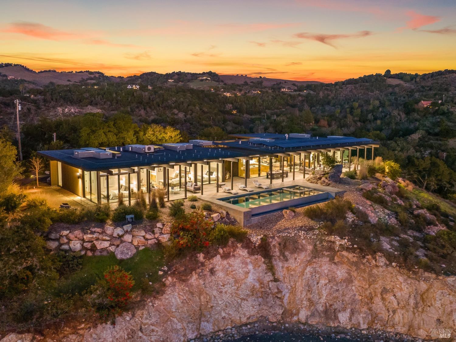 2979 Wood Valley Road