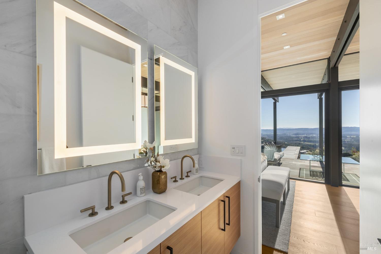 2979 Wood Valley Road