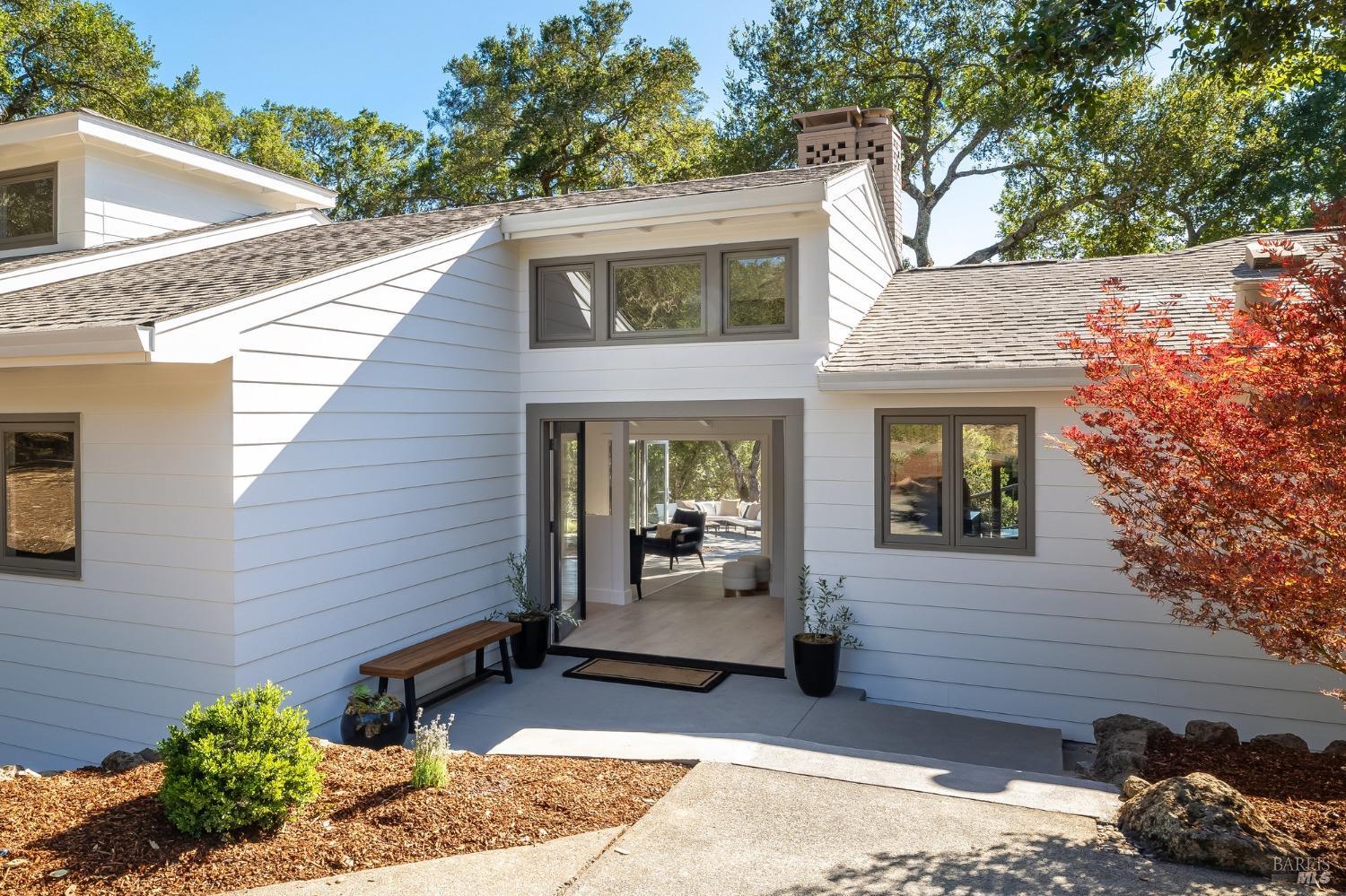 2211 Thornsberry Road