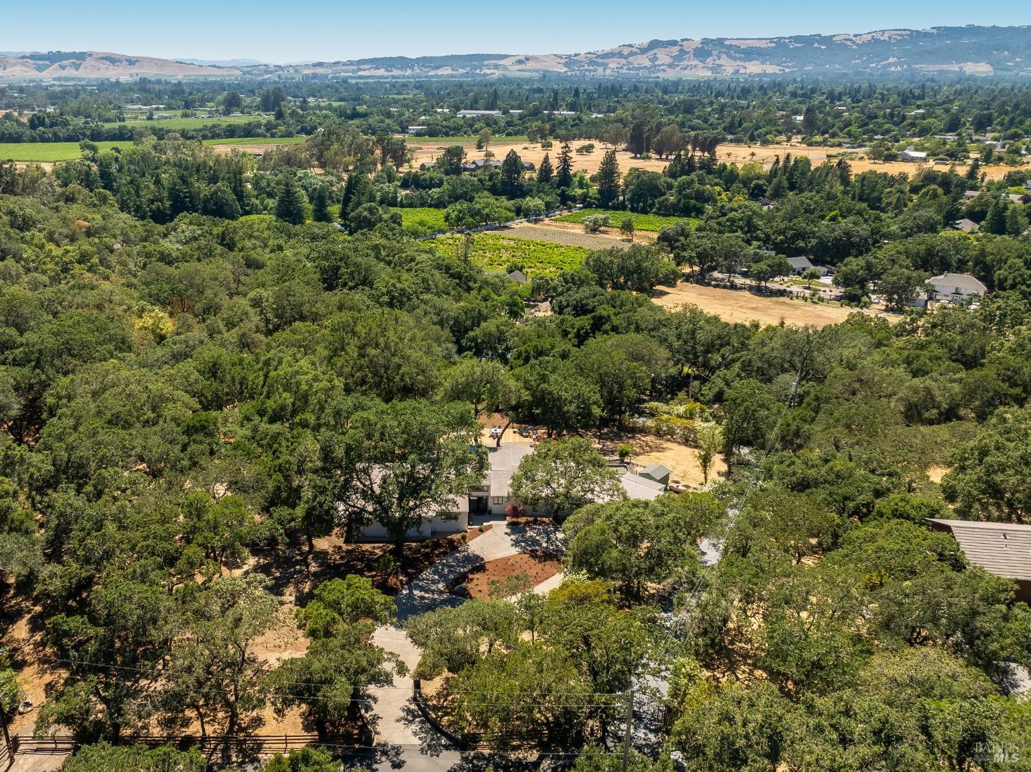 2211 Thornsberry Road