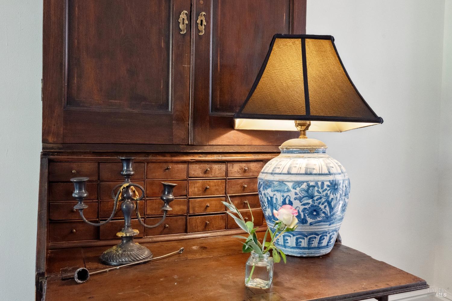 2035 Thornsberry Road