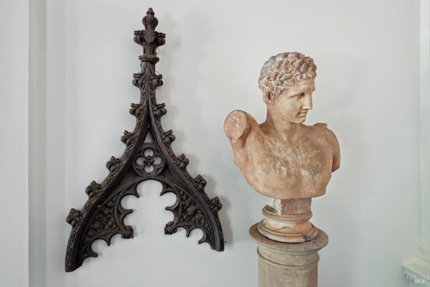 2035 Thornsberry Road