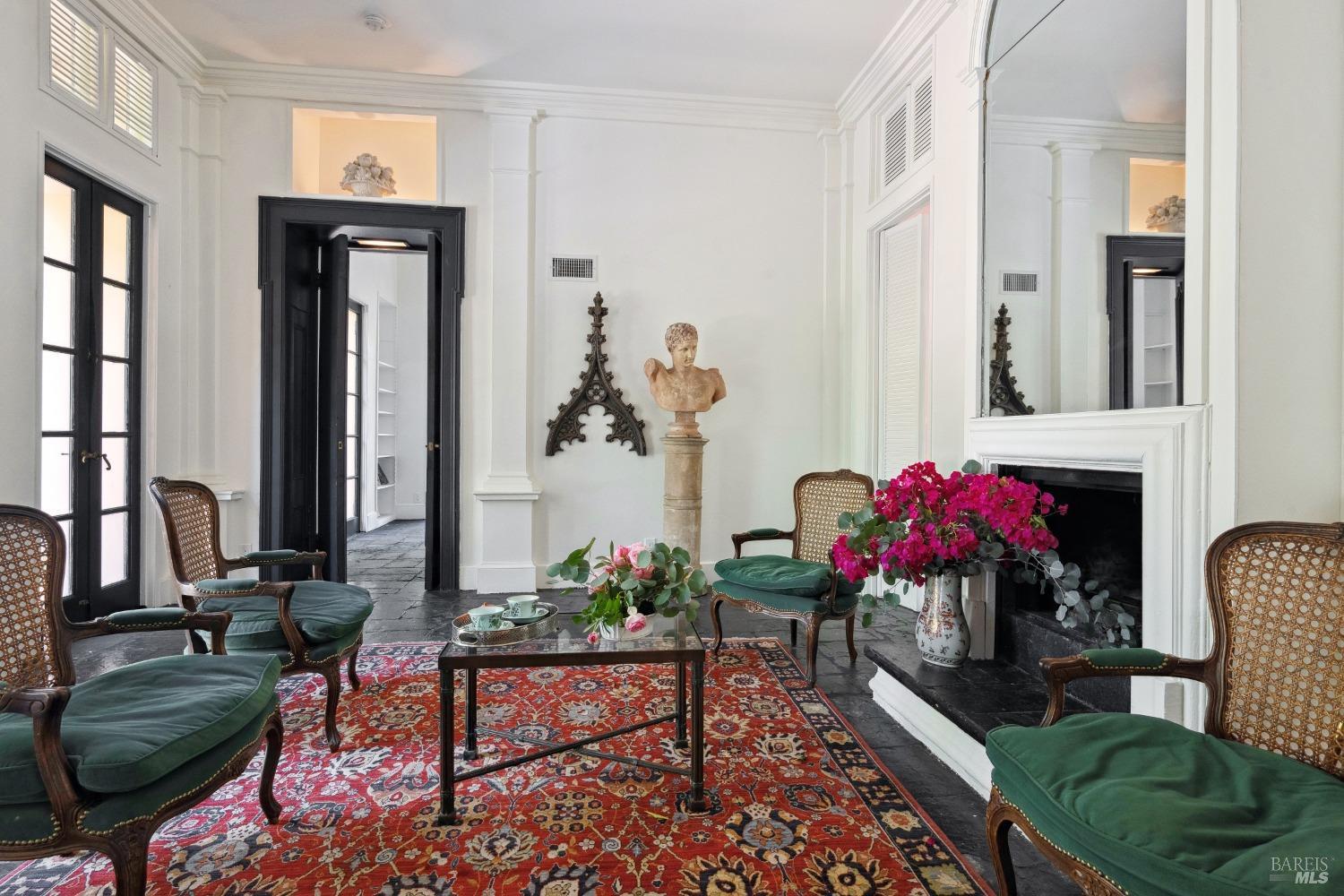 2035 Thornsberry Road