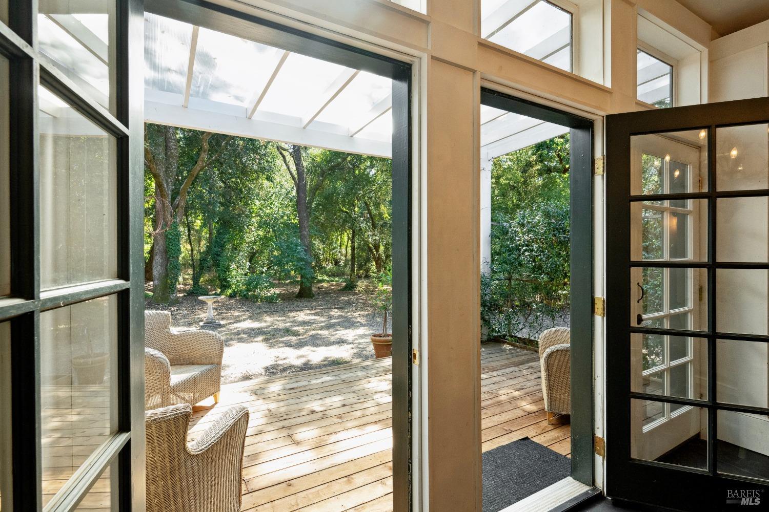 2035 Thornsberry Road