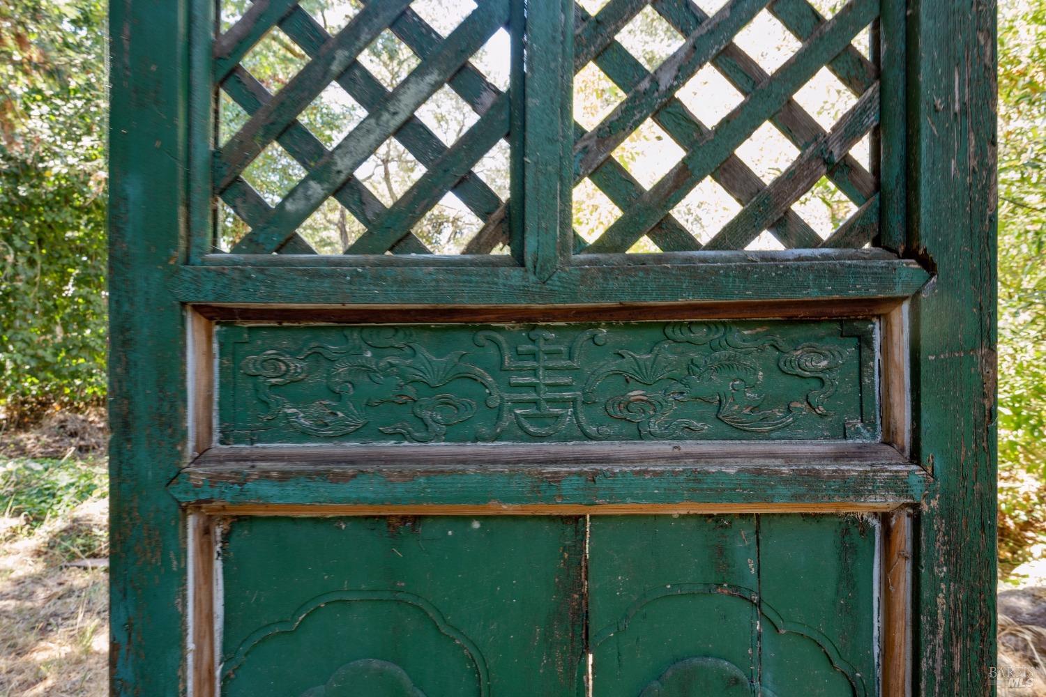 2035 Thornsberry Road