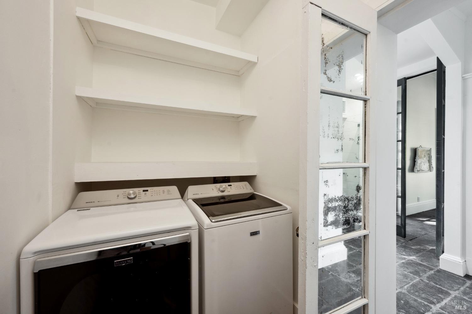 2035 Thornsberry Road