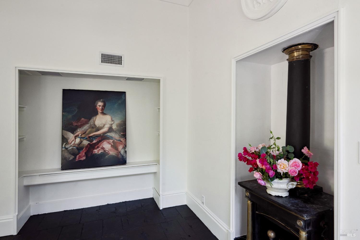 2035 Thornsberry Road