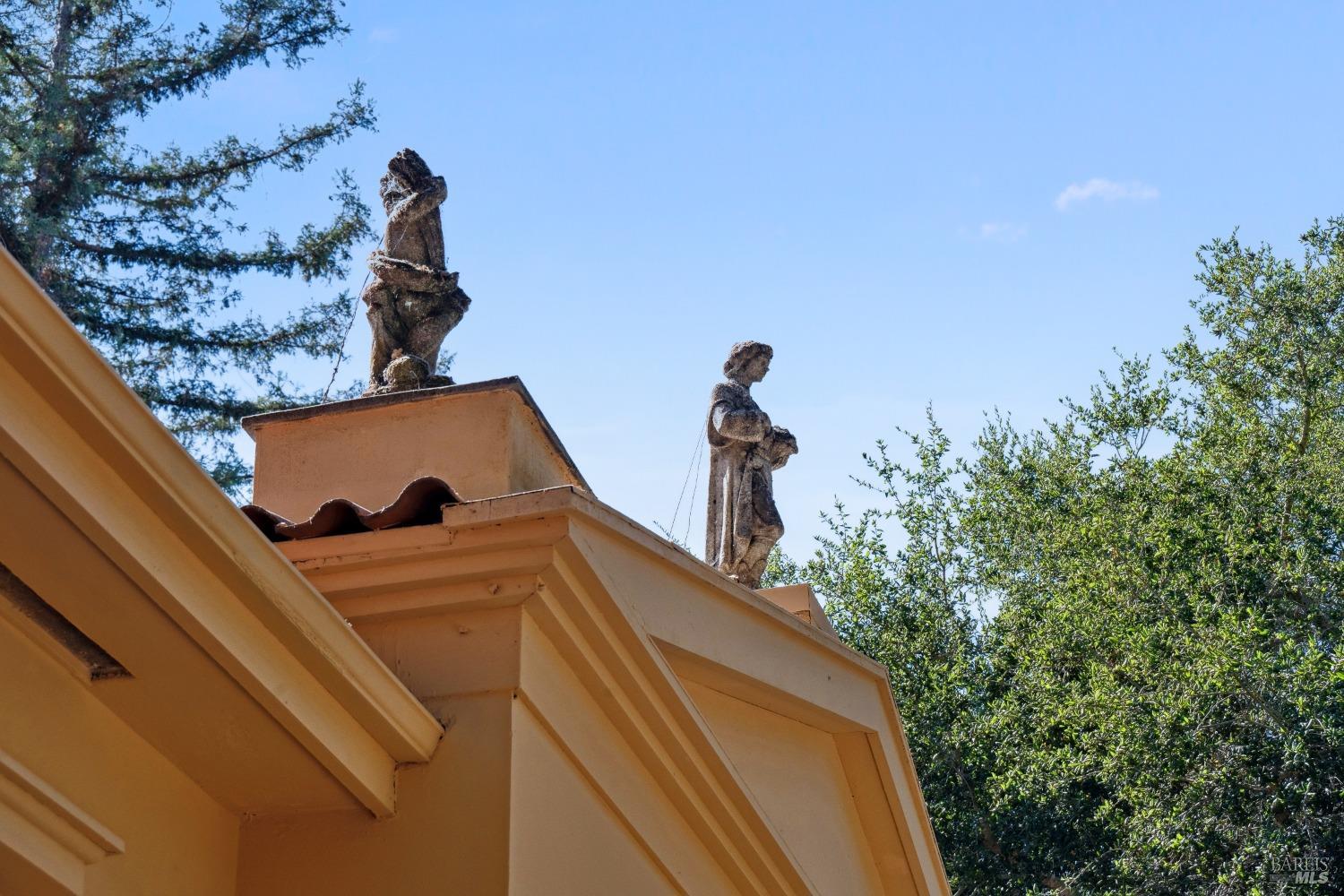 2035 Thornsberry Road