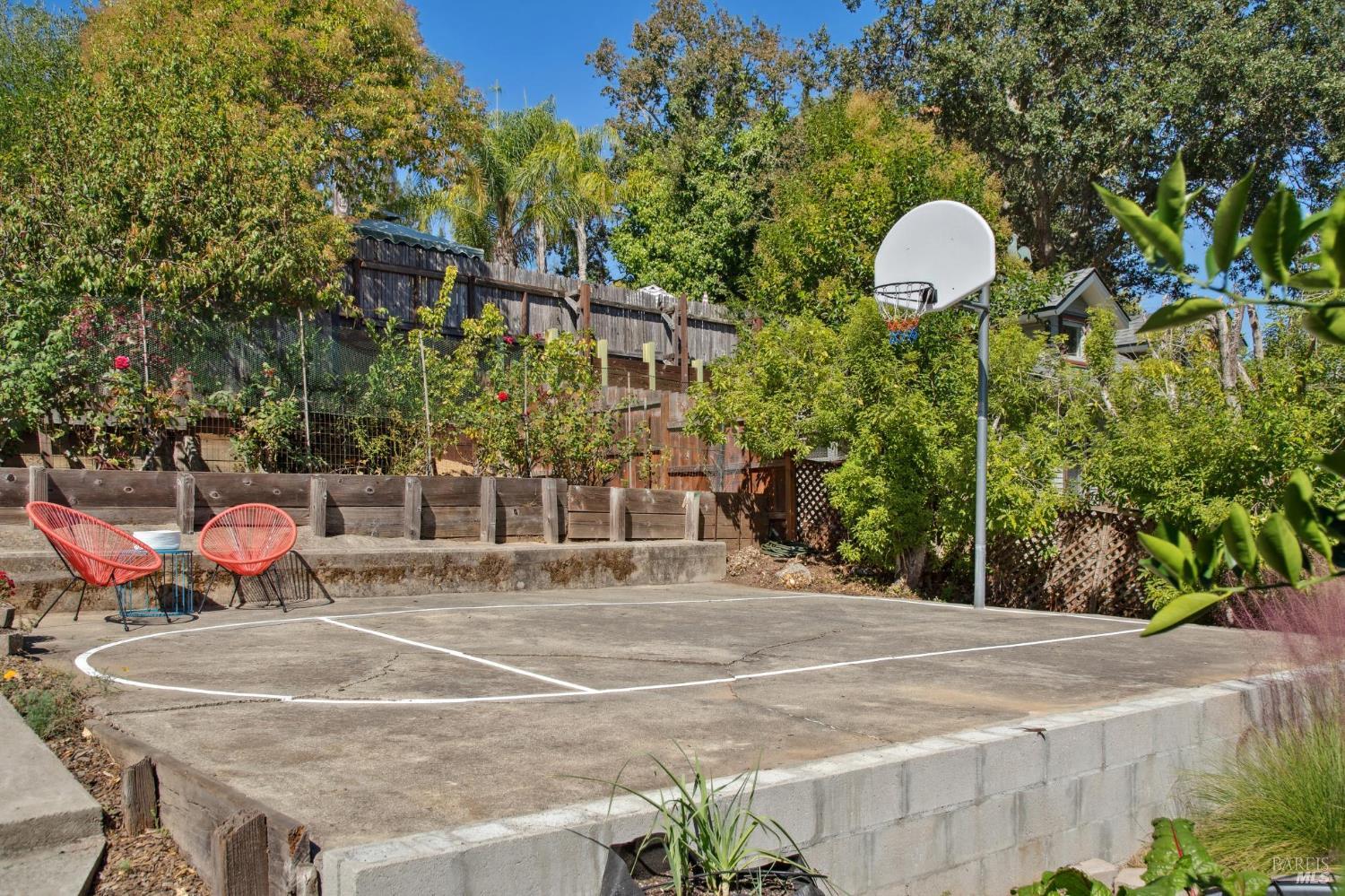 207 D Street, San Rafael