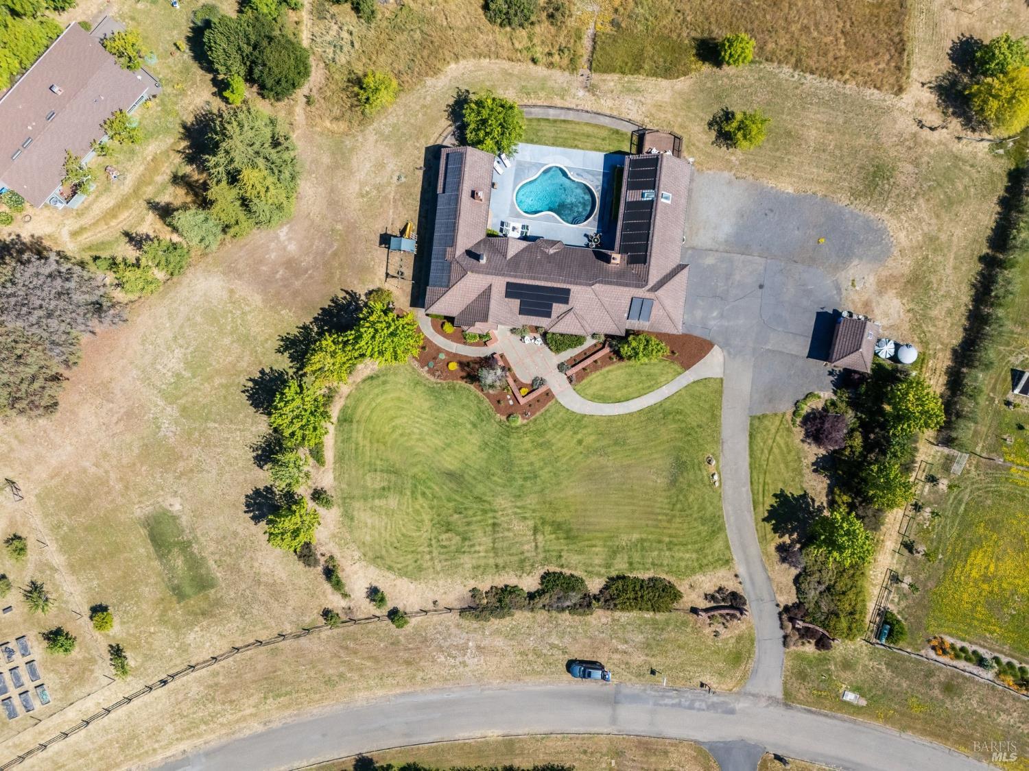 4423 La Paz Lane