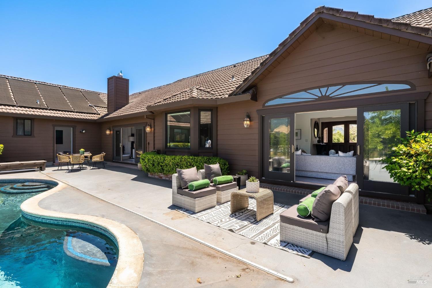 4423 La Paz Lane