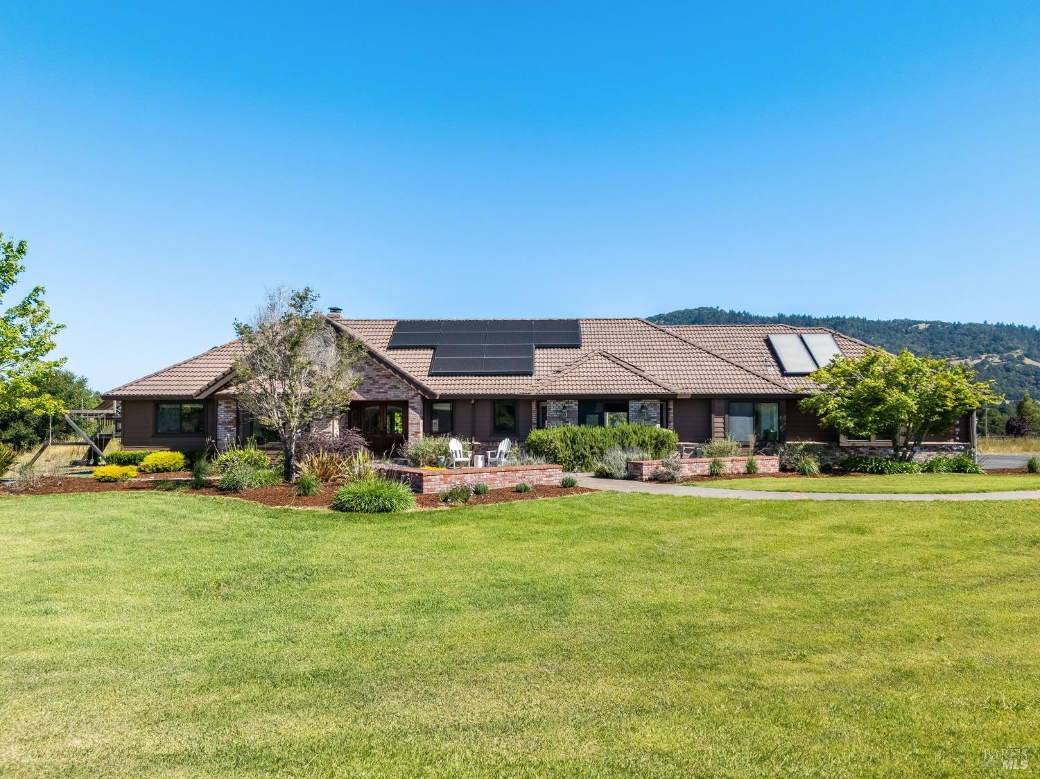 4423 La Paz Lane