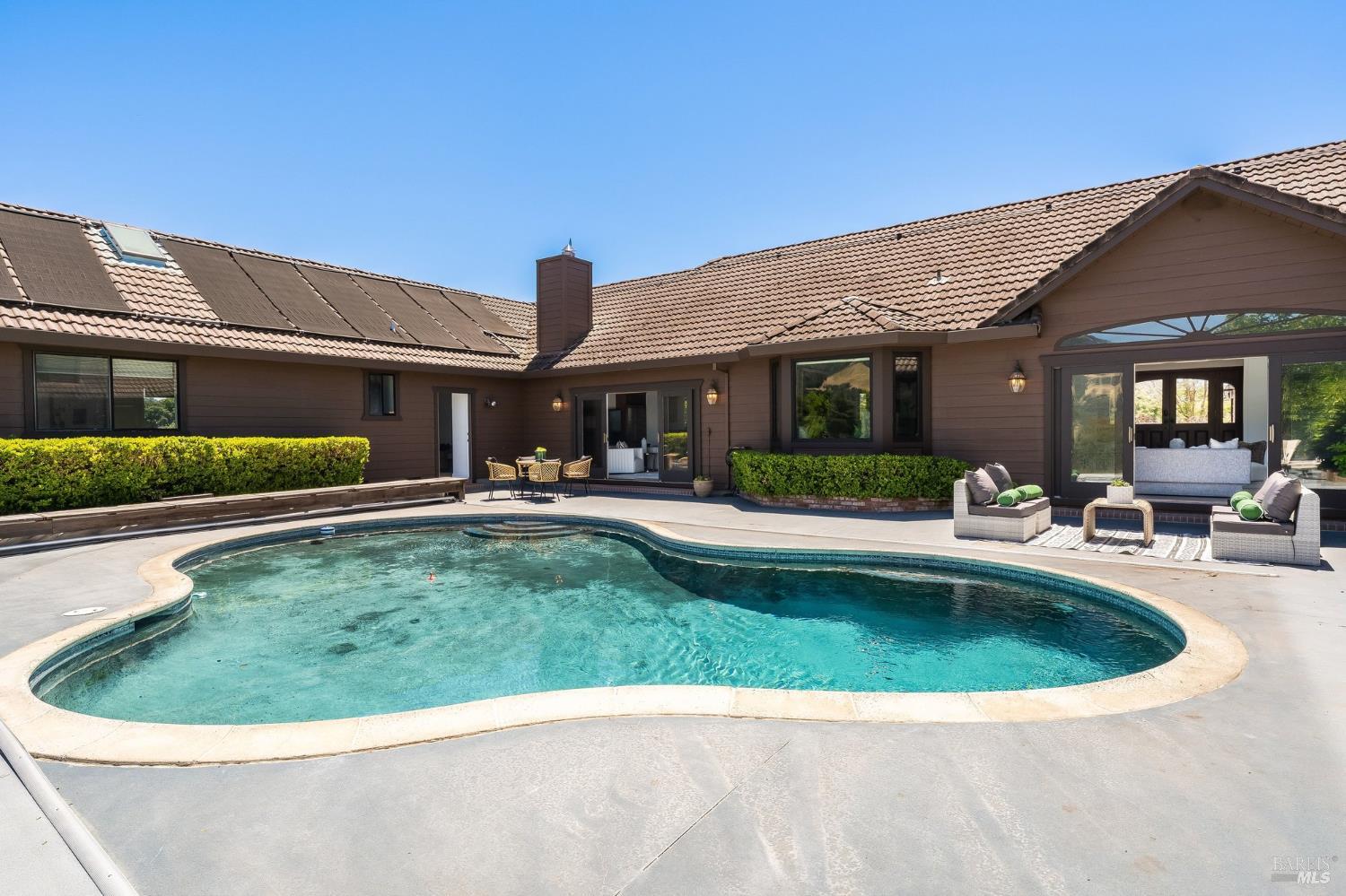 4423 La Paz Lane