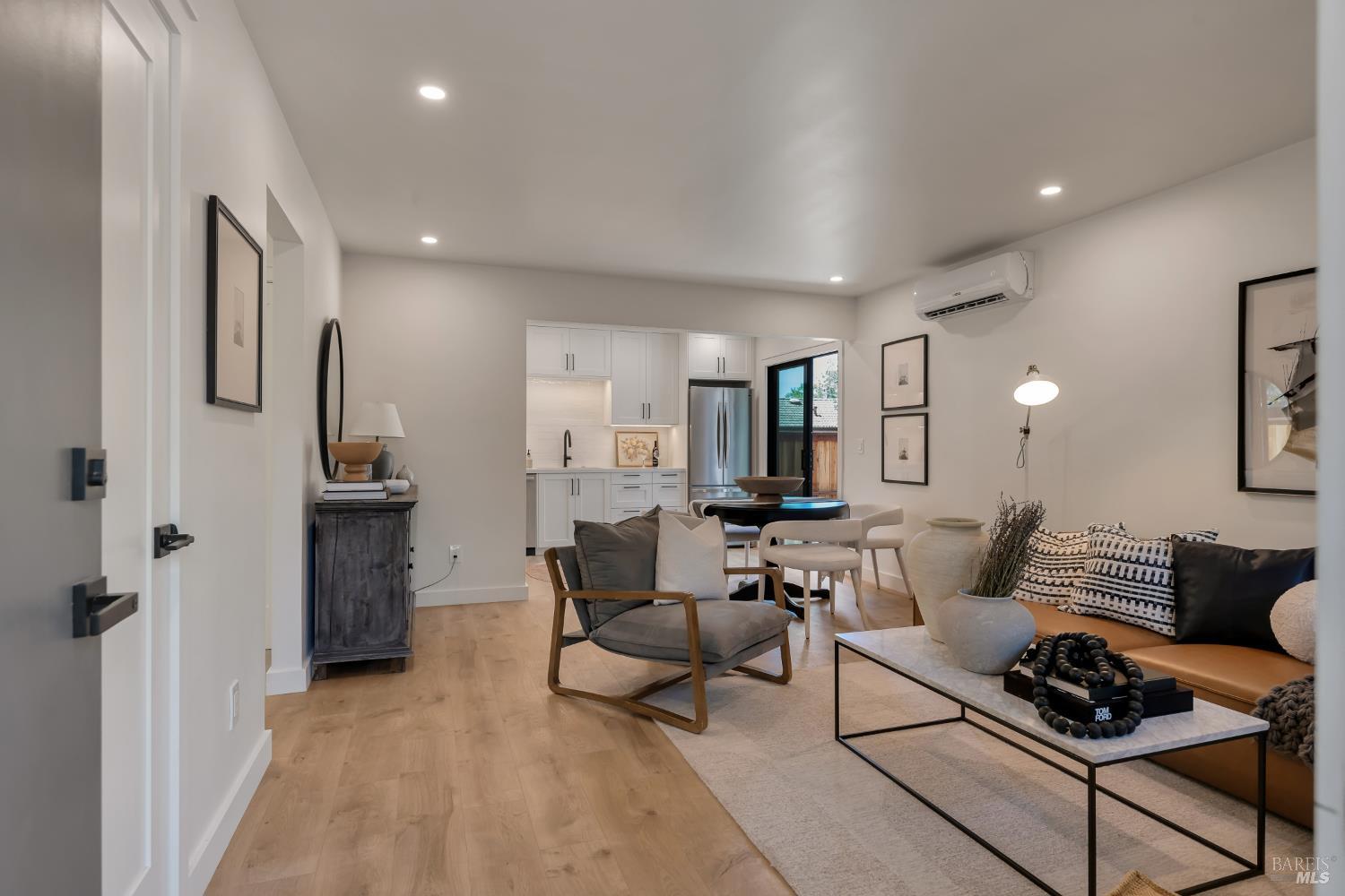 528 3rd Street W