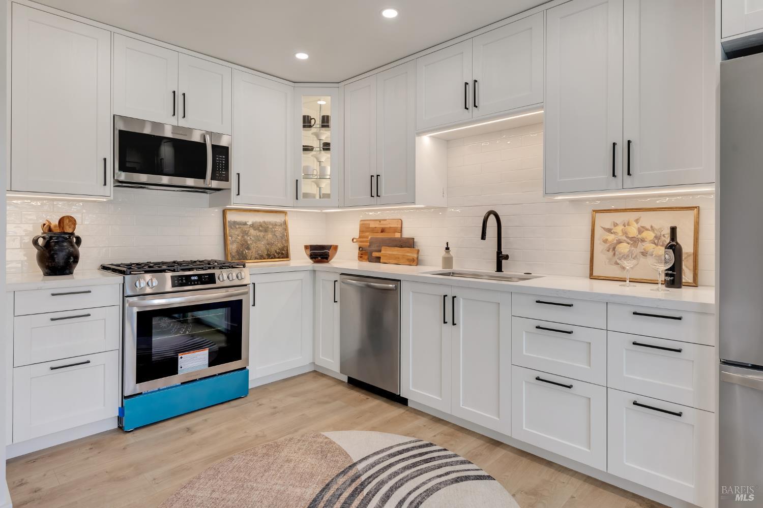 528 3rd Street W